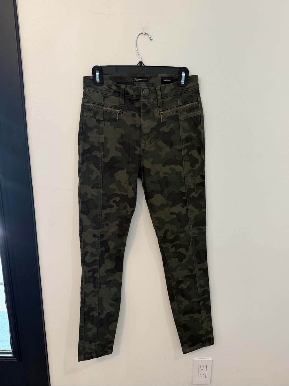 Army Green Camo Cargo Zipper Pant